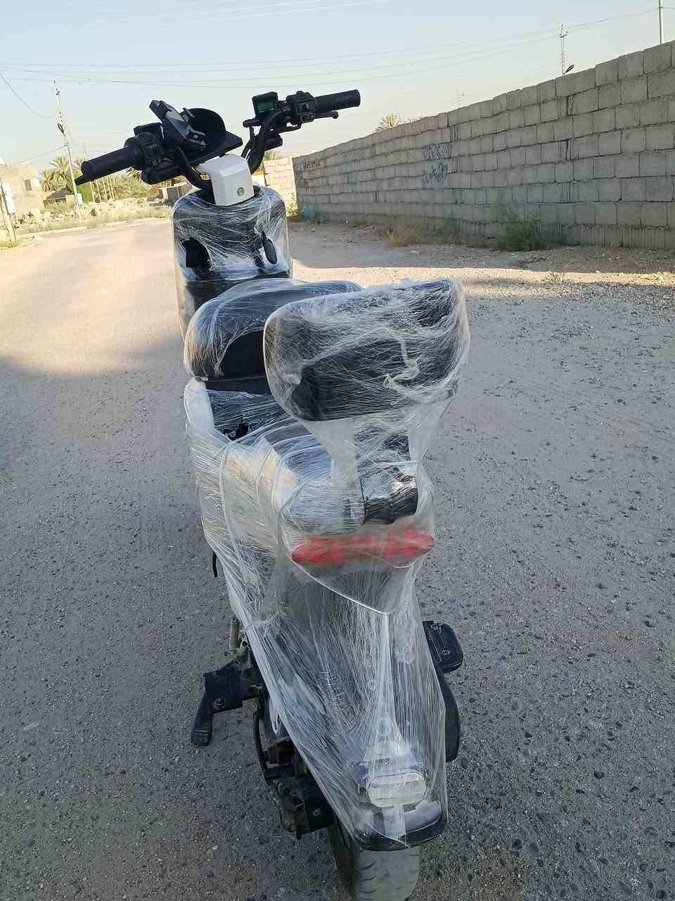 سلام عليكم باسكل شحن للبيع
النوعR10
كلشي بي شغال لايت زنون
نضيف مبدل بطاريت جدد
5بطاريات صار 5ايام مبدلهن  
مكاني كربلاء سيد سماعيل 
السعر275 اوبي مجال***********
