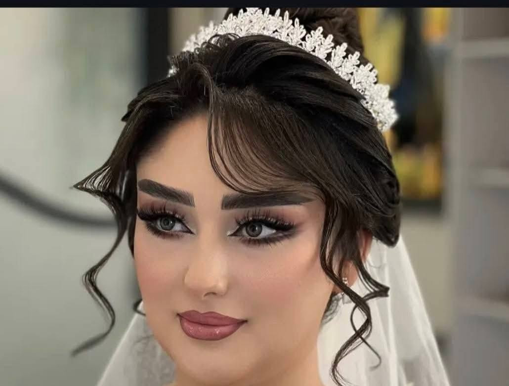 #سنتر اسوو يقدم ☺️ {{{عرض 🌹لفتره🌹محدوده}}}☺️
مع كل عروس vipمدعوات  اثنين مجاني 
#جتهيز العروس كامل 
#اضافر مجاني
#عدسات مجاني
#رموش مجاني 
وراء كل إطلالة ساحرة.. لمسة #فنية من صالون اسوو 👑✨سواء كنتِ تبحثين عن #تسريحة أنيقة لمناسبة خاصة، أو عناية احترافية بأظافرك #وبشرتك، نحن هنا لنحقق كل ما تحلمين به 💄. دعينا #نبرز جمالكِ ونجعل يومكِ مميزاً!شاركينا في التعليقات: #ما هي خدمتكِ المفضلة في الصالون؟

📲#للاستفسار والحجز: ***********

💬 #واتساب: ***********

📍#الموقع:حي التعليم العالي قرب شركة النسيم
