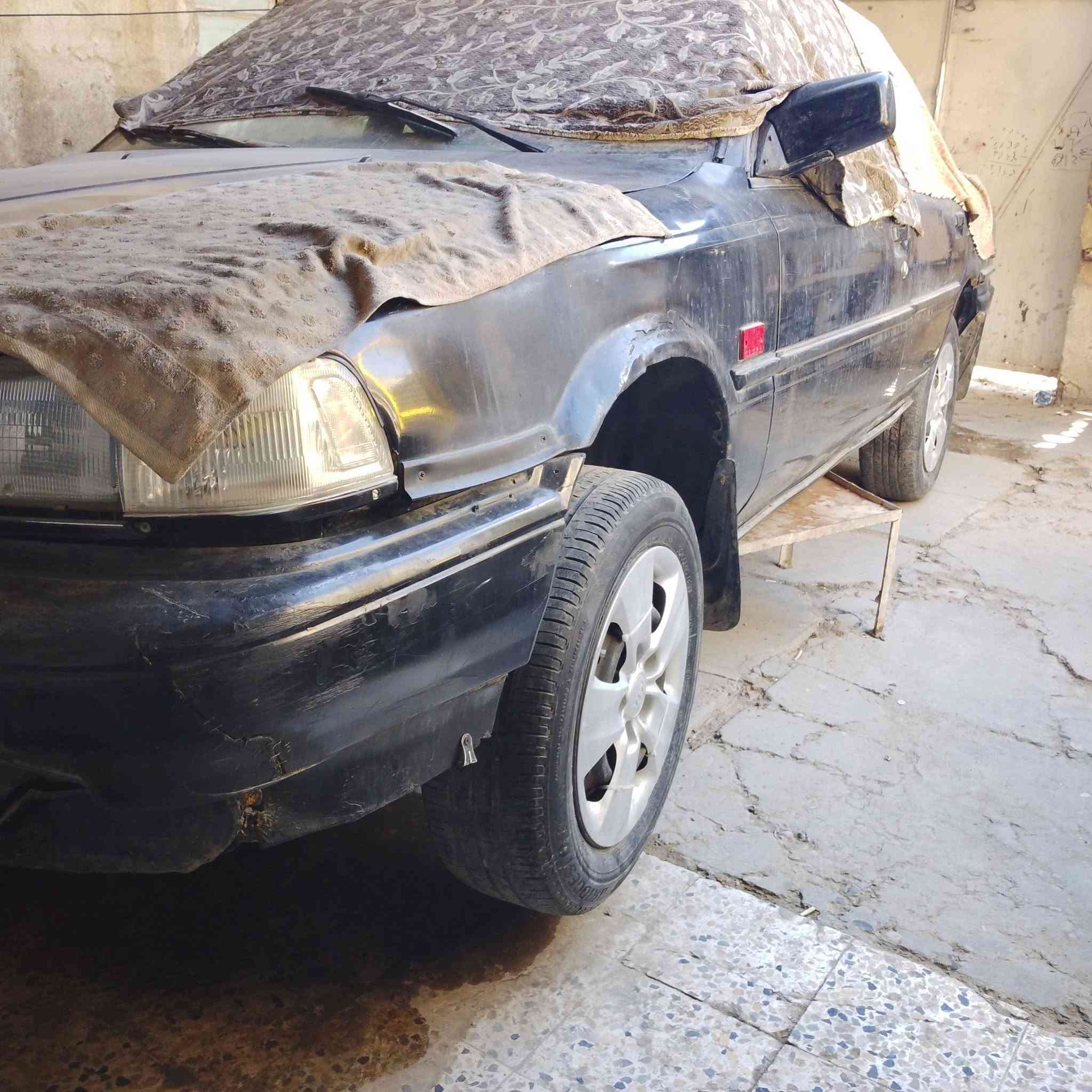 اخواني عندي سيارة للبيع نوع تويوتا كامري م 91 بدون صبغ بلاديه محرك حلو لا تبخير ولا تنقص دعم داخل حلو جدا صدر جديد 4دبلات جدد وياها كبر حاويه رقم انبار السعر 38 ورقة تحويل مباشر اتصال واتساب *********** ابووليد @
