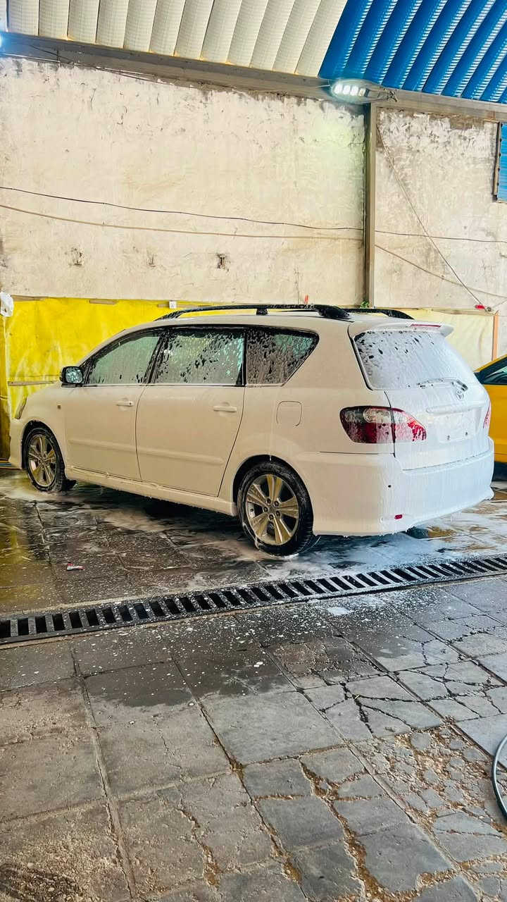 السلام عليكم تيوتا ابصم بيع فقط غرفه وحداديه ومكينه وكير وتفرعات كله جديد للاستفسار ***********
