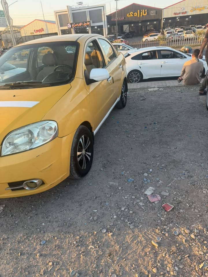 أفيو ٢٠١١كوري رقم ديالى بسمي رقم إنكليزي *********** دفتر بانزين بيه السعر ٣٨وبيها مجال

نص مكتوب في الصور:
- 2011