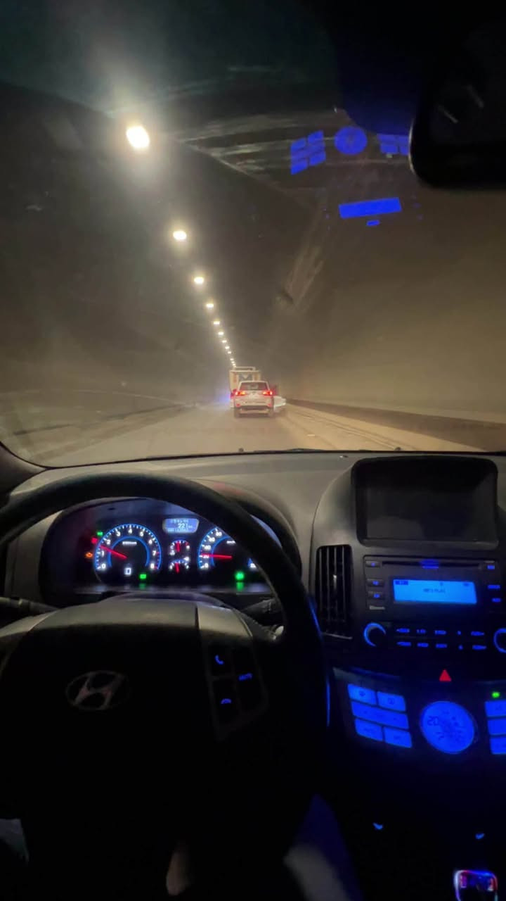 بەناوی خوای گەورە
هۆندا ئاڤانتی مۆدیل ٢٠١٠

سەیارەکە بڕاوەیە  فول فول مواسەفاتە بەس سڵاید نیە 

کوشن جلد و هیتەرە 

ئاوینە ئیشارەتە 

گێج وەنەوشەیە 

بەسمەیە 

ئەوەی مواسەفات بلیی لە سەیارەکا هەیە 

ژ.م ***********
