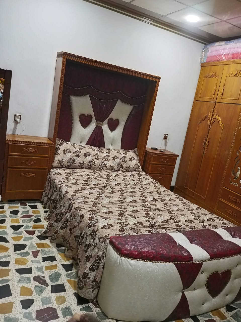 غرفه نوم مستعمل للبيع السعر 850الف وبي مجال 
تخت طفل طابقين مستعمل خشب ثقيل درجة اولى السعر 250قفل قفل 
العنوان الموصل الرشيدية سايدين قطاع السادس قرب اول استدارة قرب المقبرة الاستفسار الاتصال على الرقم او الواتساب والواتساب فقط بالليل مفتوح 
***********
***********
