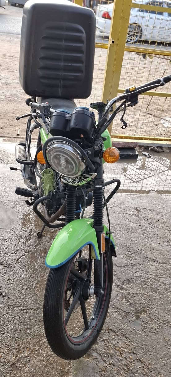 دايوان مديل 2022 طالعة بال2023
المكينة 200cc 
دراجه دايون موديل 2023
مكينة 200cc
رقمها نجف 
سنوية بأسم راعيهة 
مكينتها نضيفة وبرغي ما مفتوح بيهة 
المكان نجف خان النص 
للاستفسار الاتصال او المراسلة على هذا الخط 
لحد ايراسلني اهنا 

***********

هذا الرقم بي واتساب
