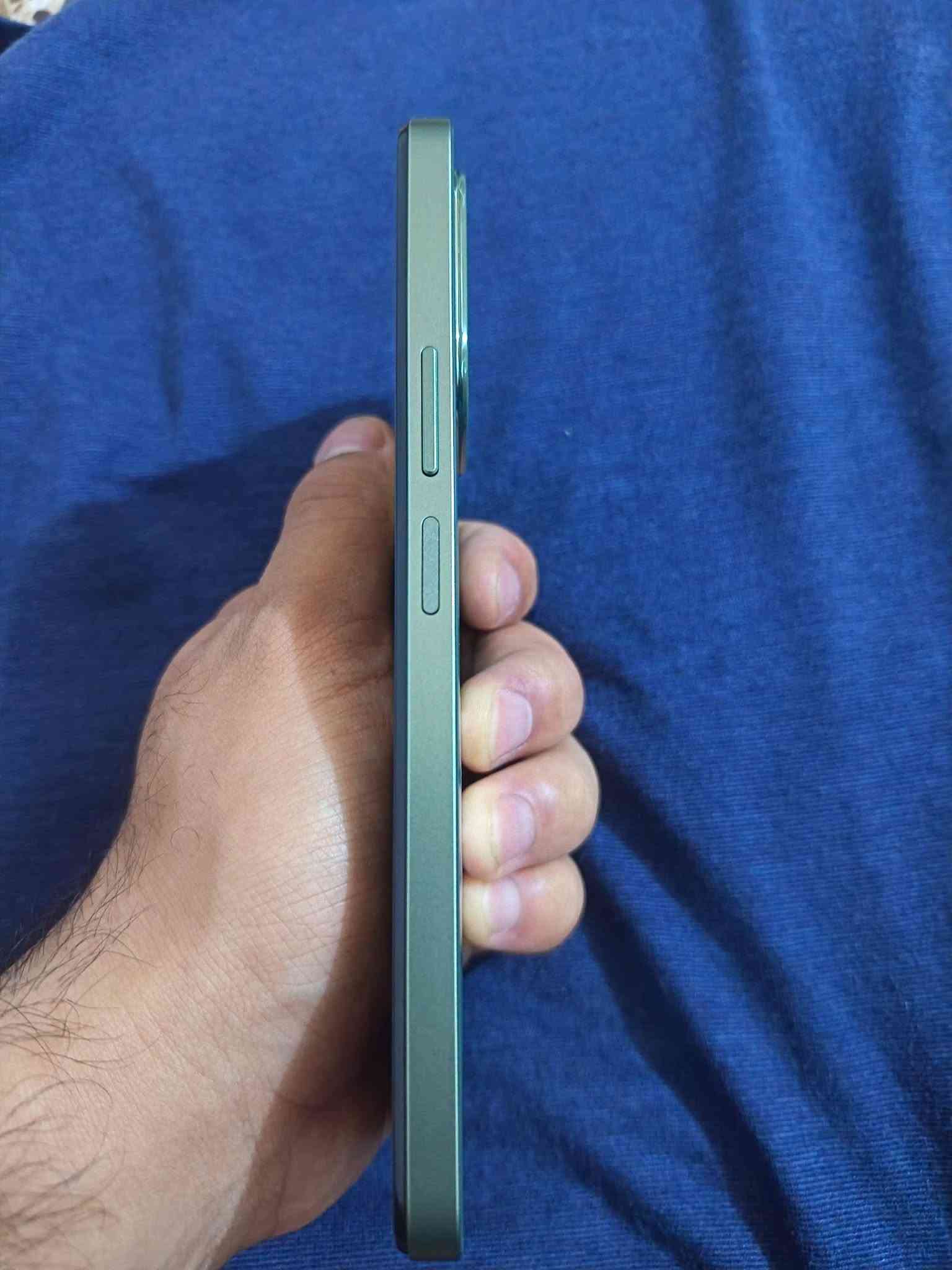 هونر X6b ذاكرة 256GB نظيف 100% مستعمل قليل بالبيت فقط ملحقاته كاملة من شاحن وسماعات سلكي ولاسلكية وحافظة ولاصق شاشة سعره 200 الف وبي مجال مكاني بغداد الشعلة
***********

نص مكتوب في الصور:
- ٣:١٠
- حول الهاتف
- 10
- MagicOS
- اسم الجهاز
- HONOR X6b
- المعالج المركزي
- MediaTek Helio
- G85
- ذاكرة الوصول العشوائي
- ٦,٠ غيغابايت
- ٦,٠ غيغابايت Honor RAM
- Turbo
- البطارية
- mAh 5200
- دقة الشاشة
- ١٦١٢ X ٧٢٠
- وحدة التخزين الداخلية
- المساحة الفارغة ٢٣١,٤٢
- غيغابايت
- الإجمالي ٢٥٦ غيغابايت
- الموديل
- JDY-LX2
- 10.0.0.175(C185E5R3P1)