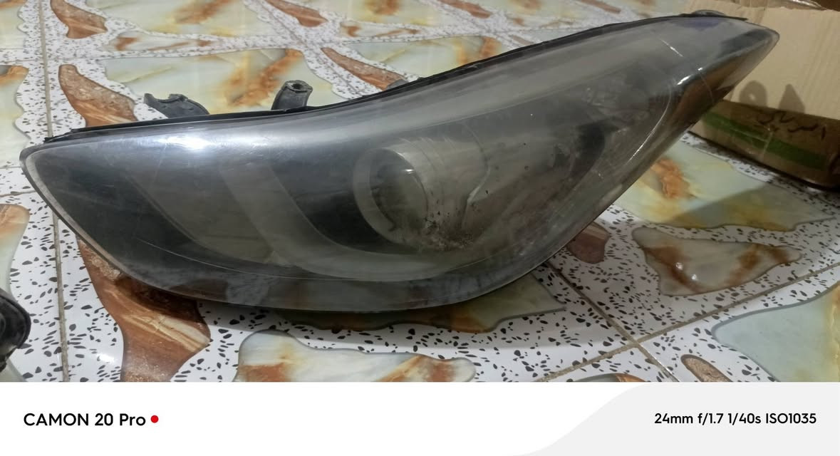 سلام عليكم عندي زوج لايتات الانترة موديل 15 14 13 يرهم
سعر 65 الف 
*********** واتساب
تحياتي الجميع بغداد الحسينيه الرشدية
