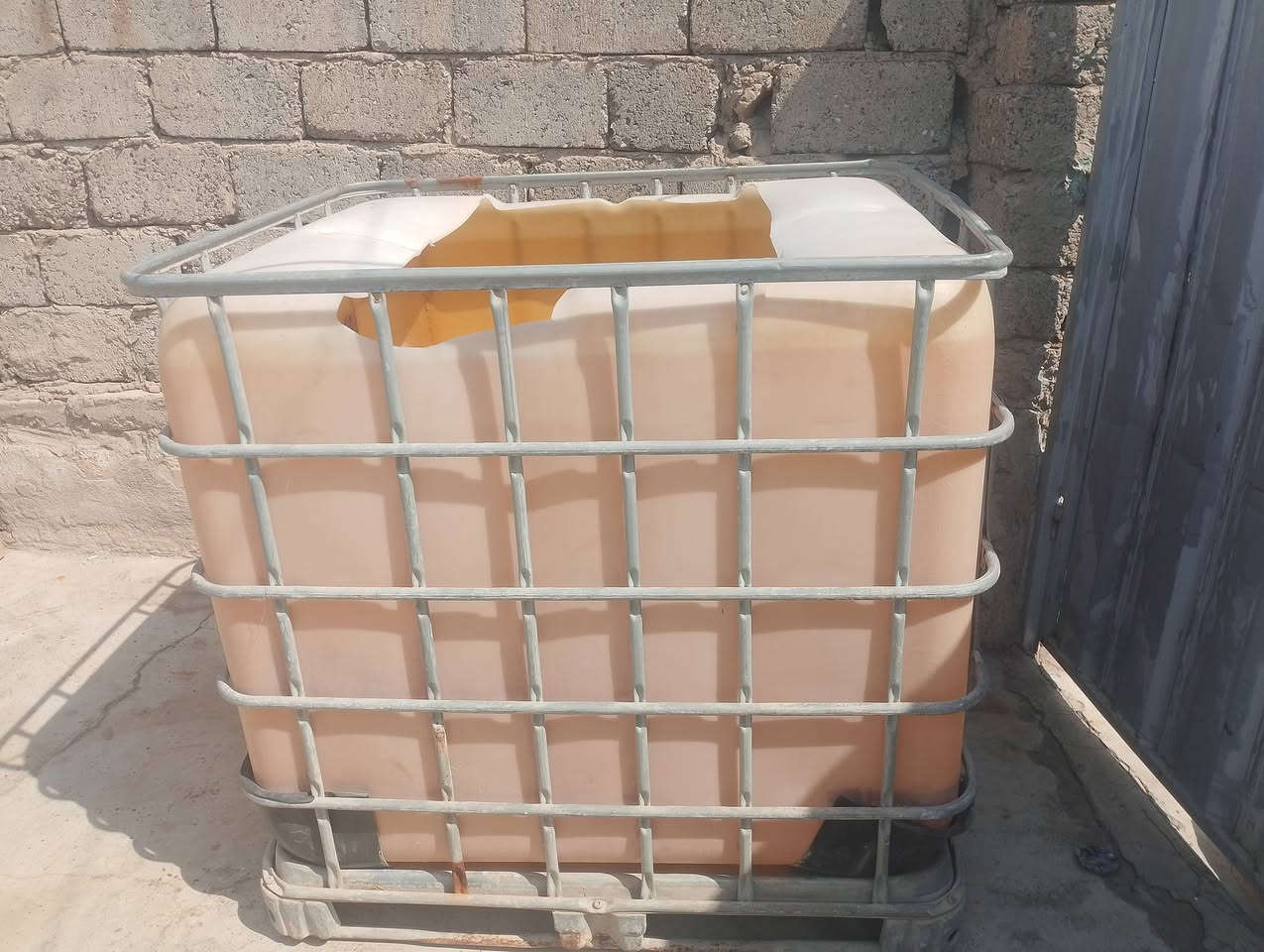 لبيع مابي كسر سعر 35العنوان النبي يونس ***********

