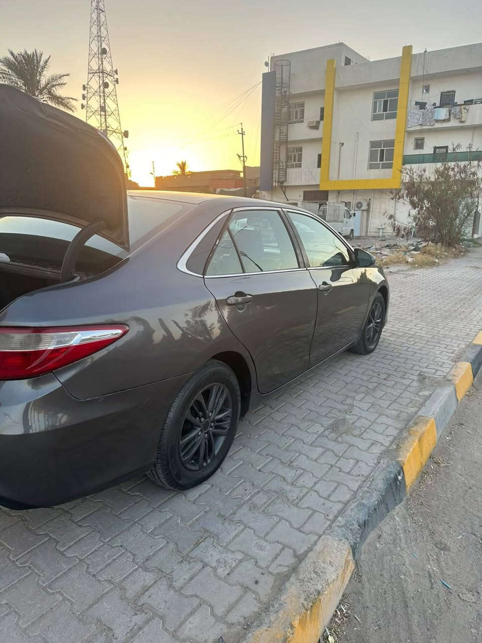 السلام عليكم
للبيع بسعر مناسب جدآ 115 💲 اعتذر عن الوعده والقصط 

كامري 2016 وارد امريكي لون فيلي رقم دهوك اوربي سنويه جديده شرط التحويل والغرامات 
سياره بيهه صبغ (3) قطع بيهه بنيد وجاملغ وجاملغ خلفي عكس السايق  وبيهه داخل بل حصيره فقط 
سياره جاهزه بدون اي نقص 
محرك 2500 /4سلندر 
شرط محرك وگير وصدر وكهربايات وتبريد وتدفئه وتخم تاير سياره جاهزه من كلشي 
العنون / صلاح الدين / العلم 
السعر 115 💲اعتذر عن القصط والوعده 
الا ستفسار ***********
