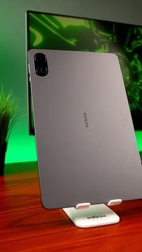 هونر X8b • مستعمل شهر واحد • اغراض كاملة