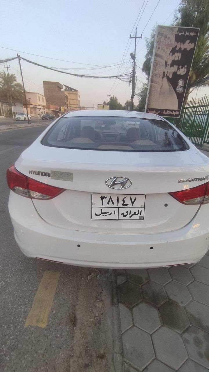 النترا موديل 2014  فول مواصفات
تحكم استيرن ..شاشه .فتحه سياره جهازه من مكينه وكير وتبريد ثلج  بيها باب صبغ وكارت ب جنطه استفسار خاص او اتصال ***********
السعر 110 وبيها مجال
