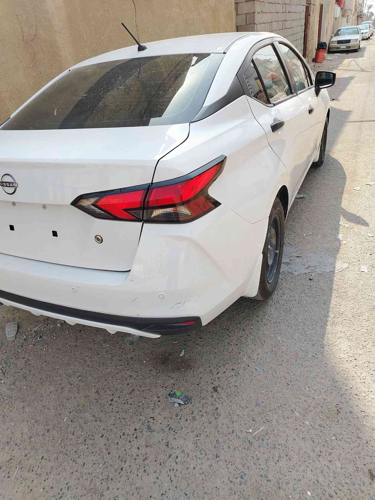 نيسان فيرسا موديل ٢٤
حره بدون رقم تترقم اي محافظة
سعره 120 وبيه مجال قليل
العنوان البصره العاليه مقابل الأصمعي
رقم الهاتف ***********
حادث تبديل بنيد وجاملغ وباب
