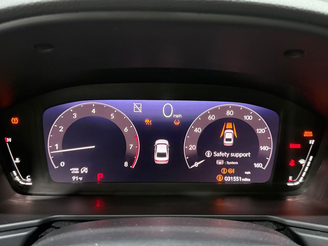 السلام عليكم 
للبيع هوندا اكورد ابيض 2024 LX
محرك 1500 توربو بنزين
ماشي 31 الف ميل 
سياره بس رادار امامي مابيها 
سيارة بنيد صبغ بدون دواخل وبدون ارباك 
سياره بدون تعديل و بدون كلير أمريكي 
سياره بدون شخوط و رصعات و بقصات 
سياره مرقم أربيل 
ترقيم جديد هزه جديد 
سياره تحويل و غرامات شرط 
ملاحظة صوار حادث موجوده في المنشور 

السعر 155 ورقه ومجال 
اي استفسار عن سيارة خاص 
اخوكم ديار ابو عمر 
*********** واتساب 
*********** اتصال 
عنوان أربيل معارض السيارات أربيل, العراق
