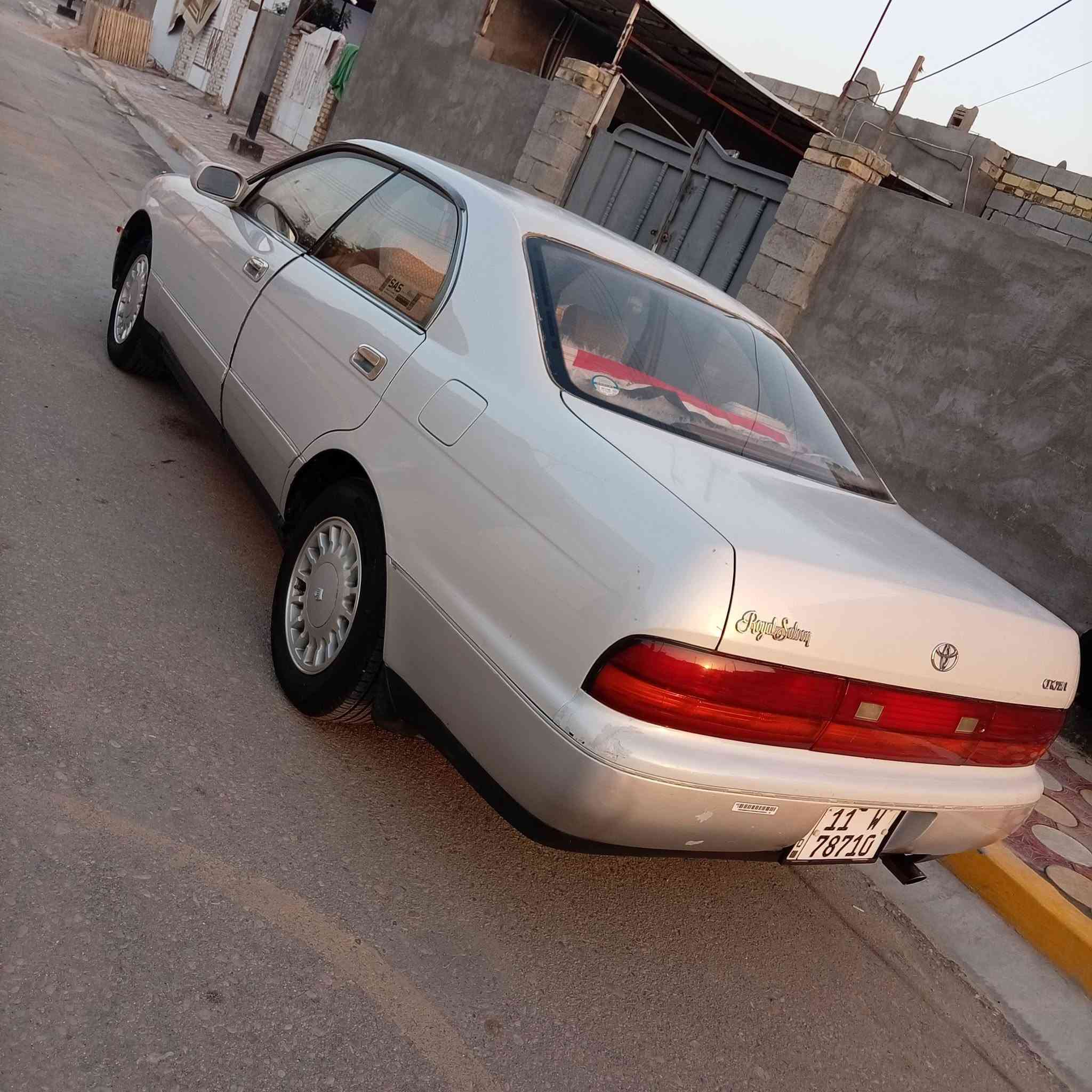 السلام عليكم من رخصة الادمن الكروب كراون بطة مديل 1992للبيع مكفولة من الصبغ السيارة جاهزة مكينة وكير طخم تاير حداديه من كلشي جاهزة بسمي رقم انكليزي بغداد السعر 65$ وبها مجال العنوان ميسان قضاء المجر الكبير رقم الهاتف *********** اي استفسار انة موجود
