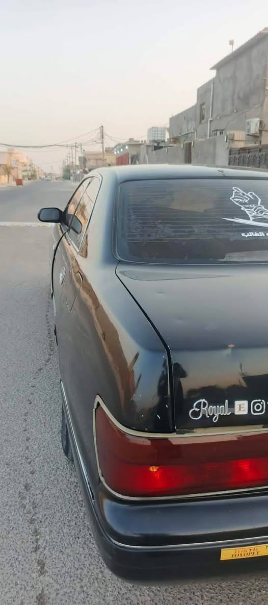 سلام عليكم سياره بطه للبيع سياره كلش حلوه مكينه 3000 خير من الله سياره م***********كفوله من الكص ونقل والعيب الشرعي بديه حلوه ونفس الي بصور مكاني بصره شط العرب شعندك مراوس اراوس بس كون اصولي  واذا تكسي بعد احسن سعر البيع 43 وبيه مجال قليل نقص سياره فقط تبريد وباقي كلشي شغال وحلو رقم الهاتف***********
