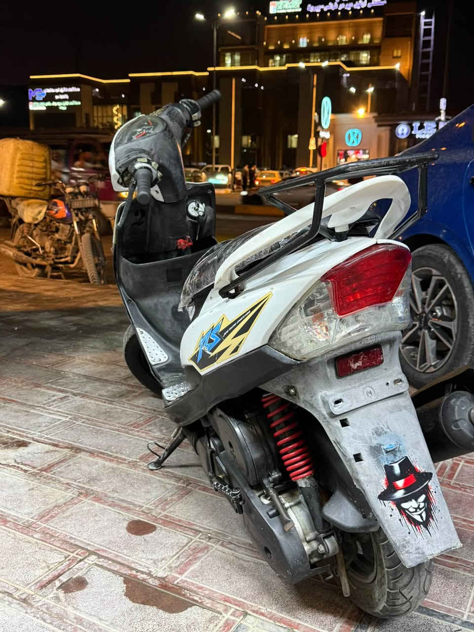 ماكس عدله • ١٢٠ • شغل درجه١