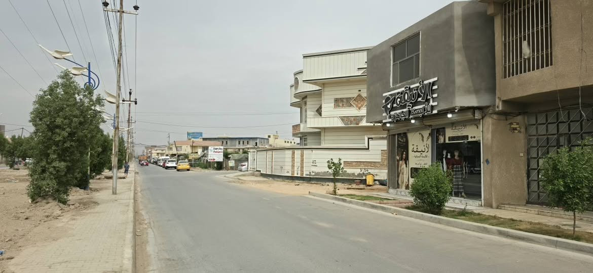 محل نسائي شغال • ٨٠٠قطعة • شارع الضغط العالي