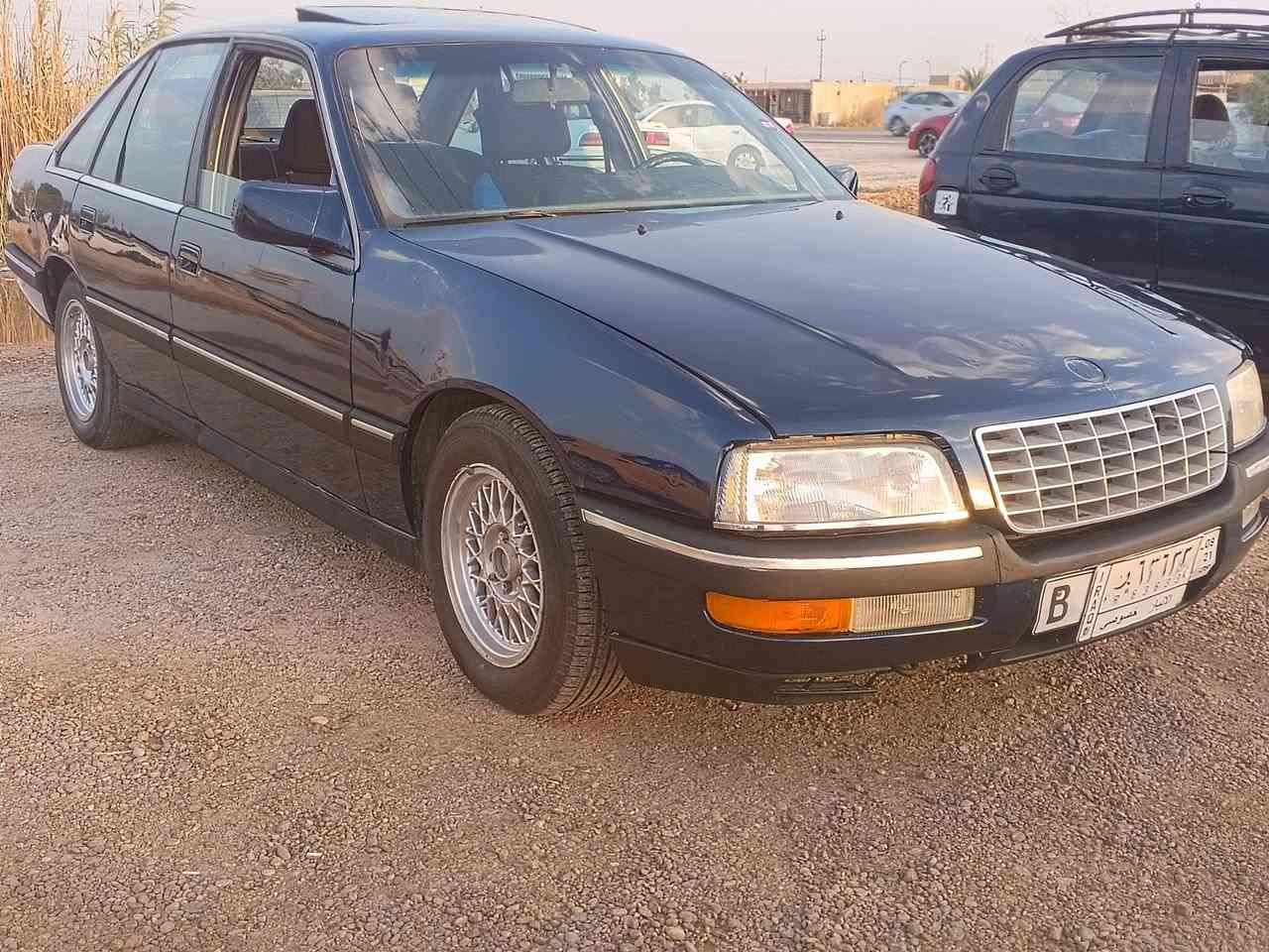 سيناتور بلادي • ٣٠٠٠ مفتوح • رمادي ٧ كيلو