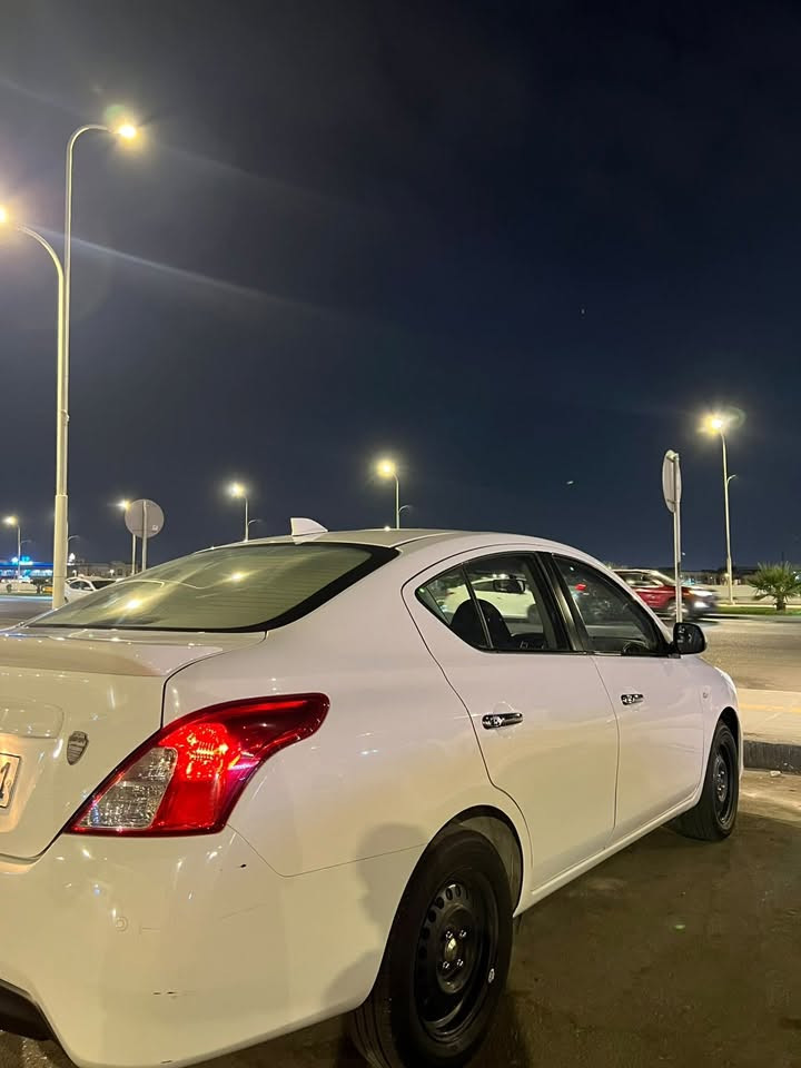 نيسان صني هندي رقم اربيل كفاله عامة ماشيه 20الف كلش جديده شاشة عطر نحله بعدهي على وضع الشركة مكاني البصرة السعر 120$ اتصال ***********
