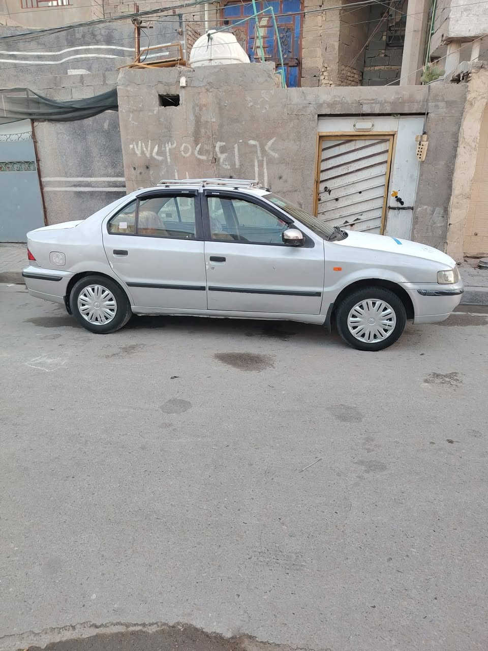 اسلام عليكم ورحمه سياره سمند خصوصي بسمي سياره بلاديه مكفوله من الضربه والتبديل ولخياس والصبغ سياره كلش حلوه ونضيفه ستخدام بس للمحل مكينه وتبريد خير من الله كهربائيات فول باتري وداينمو جدد تخم تاير سنتر لك غرفه ودواخل جدد كشنات وبطاين لايلون نقص بس الكير بيه ونه خفيفه بل رابع بل ثمانين تروح من الاخير سياره ما متعوبه لايت زنون سنتر ريمونت سنويته نفذت صار شهرين السعر المطلوب 38 بيه محال قليل للي يحول ويدلل خوان عقد نباشر الشراي يخابر وخدام للناس الطيبه العنوان شعب نهايت الفورتات قرب ساحة سلام الرياضيه رقم الهاتف ***********
