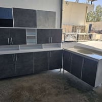 كاونتر للبيع 290 سعرو  مترين وسنك متر و20 الاستفسار 07772080094