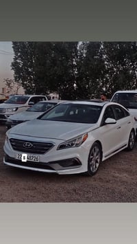 للبيع سوناتا sport 2017 امريكي لون ابيض السيارة فول موصفات vip داخل جل...