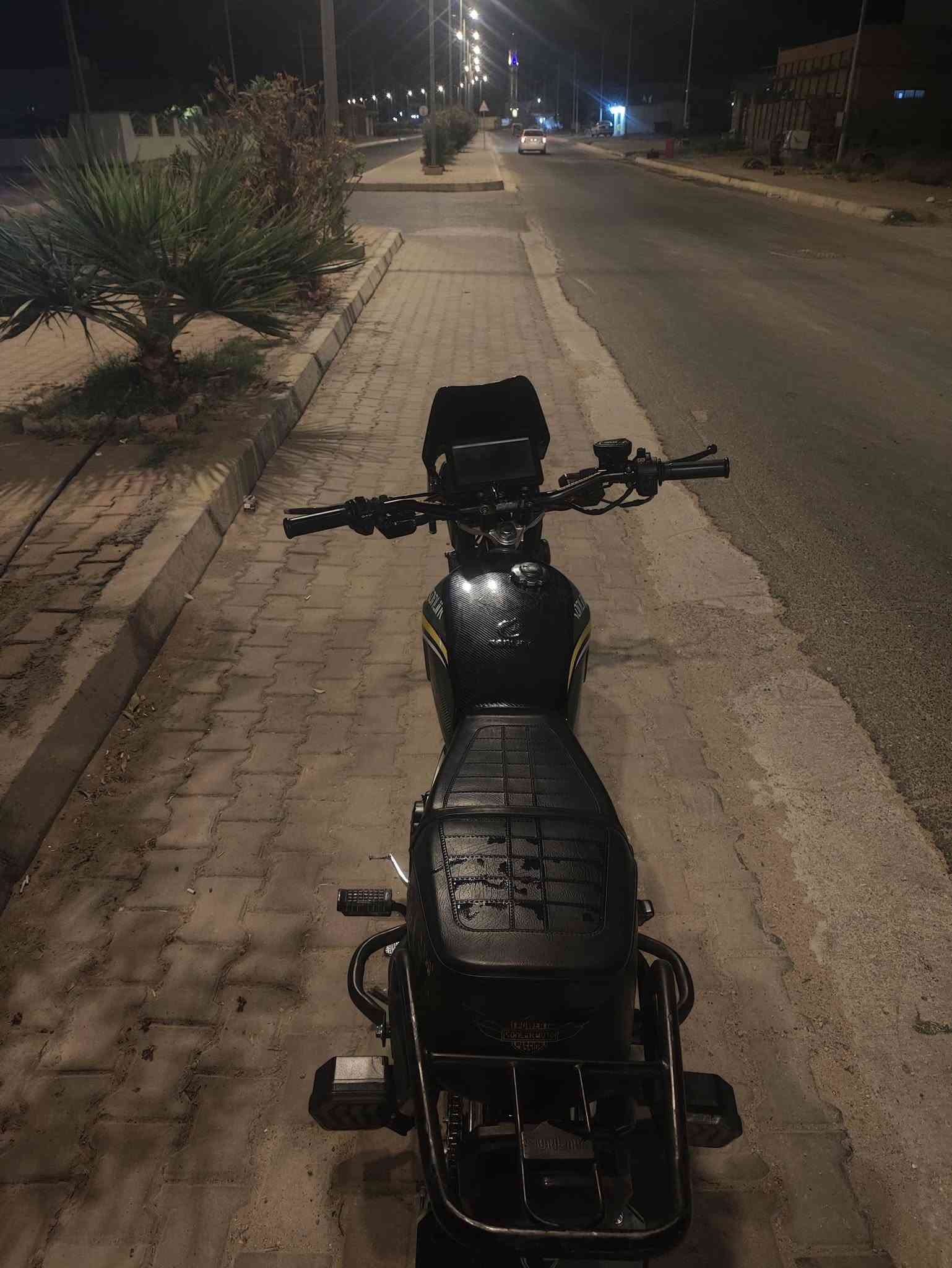 سلام عليكم 
سونك للبيع      محرك 150.     موديل 25.  بعده جديد 

ماشي 3تلف وطفت شاشه بل جديد  مابي اي نقص تايرات بلاديه
صالنصه رياضي كاربون. عقل رياضي لاصلي  سترين رياضي 

السعر 750قفل.   عنوان رأوه    الاستفسار ***********
