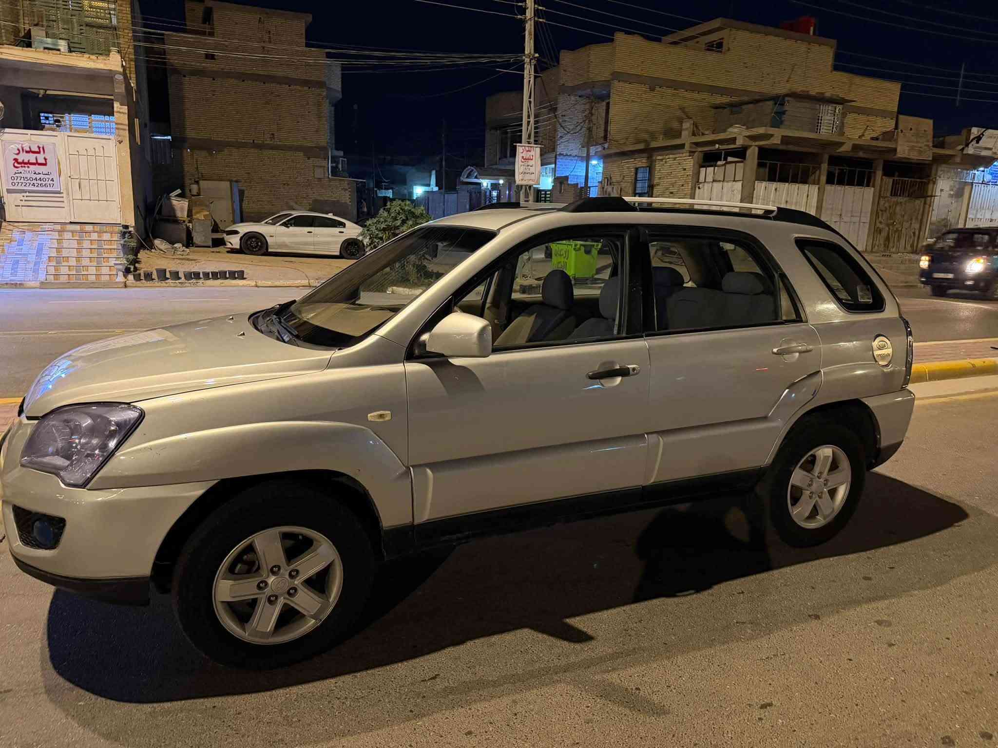 كيا سبورتج موديل 2009لبيع خليجي فول رقم بغداد السعر 100 وبيه مجال مكينه 2000 كلش نضيفه السياره ***********
