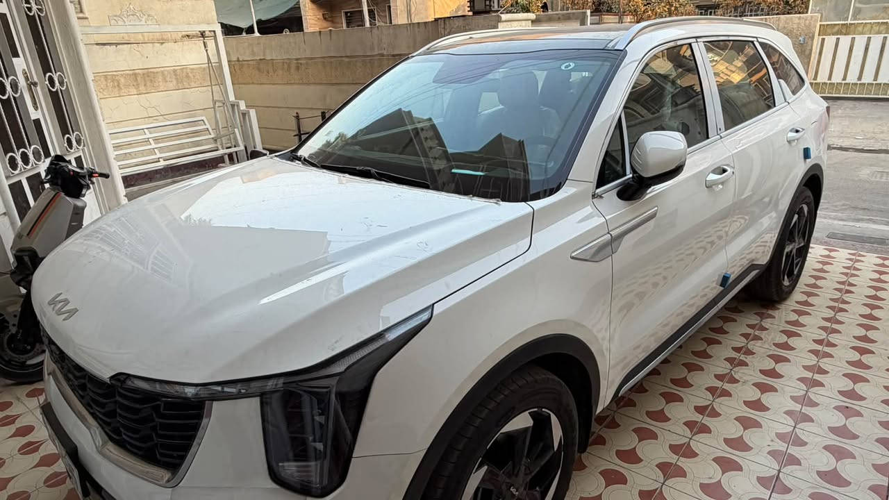 السلام  عليكم
سورنتو 2024 خليجي كفالة عامة السيارة جديدة بعدها زيرو
🔺ماشيه 19 الف
🔸 رقم بغداددولي باسمي
السيارة فول مواصفات
🔹٦سلندر
🔹٧ راكب 
🔹٣ قطعع تبريد
🔹بانوراما 
🔹ويل كروم حجم 19
🔹شاشة ديجتال متصلة
🔹كامرة دوارة
🔹كشنات 
🔹شحن لاسلكي
🔹مدخل شحن امامية
🔹برادات جانبية
🔹جنطة كهرباء
🔹لدات امامي خلفي
🔹زنون عالي ناصي
🔹وبعد مواصفات هواي
📍موقع السيارة (بغداد الدوره ابو طياره )
📞الاستفسار اتصال*********** 
$السعر 30 وبيها مجال 

🛑اخوان كاتب كل التفاصيل الشراي يتصل غير متواجد خاص
