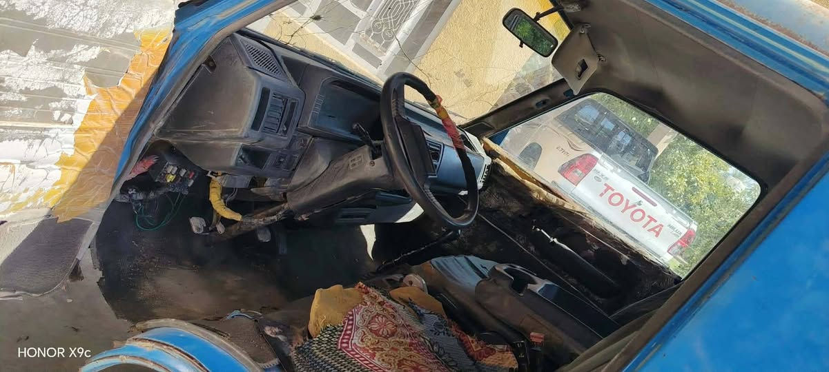 السلام عليكم كيا موديل 93 سنويه صاقطه سياره بسمنه بدون تحويل بيه وراثه مكفوله من الوراثه والسرقه وكلشي  العنوان بابل جبله /*********** رقم واصط

