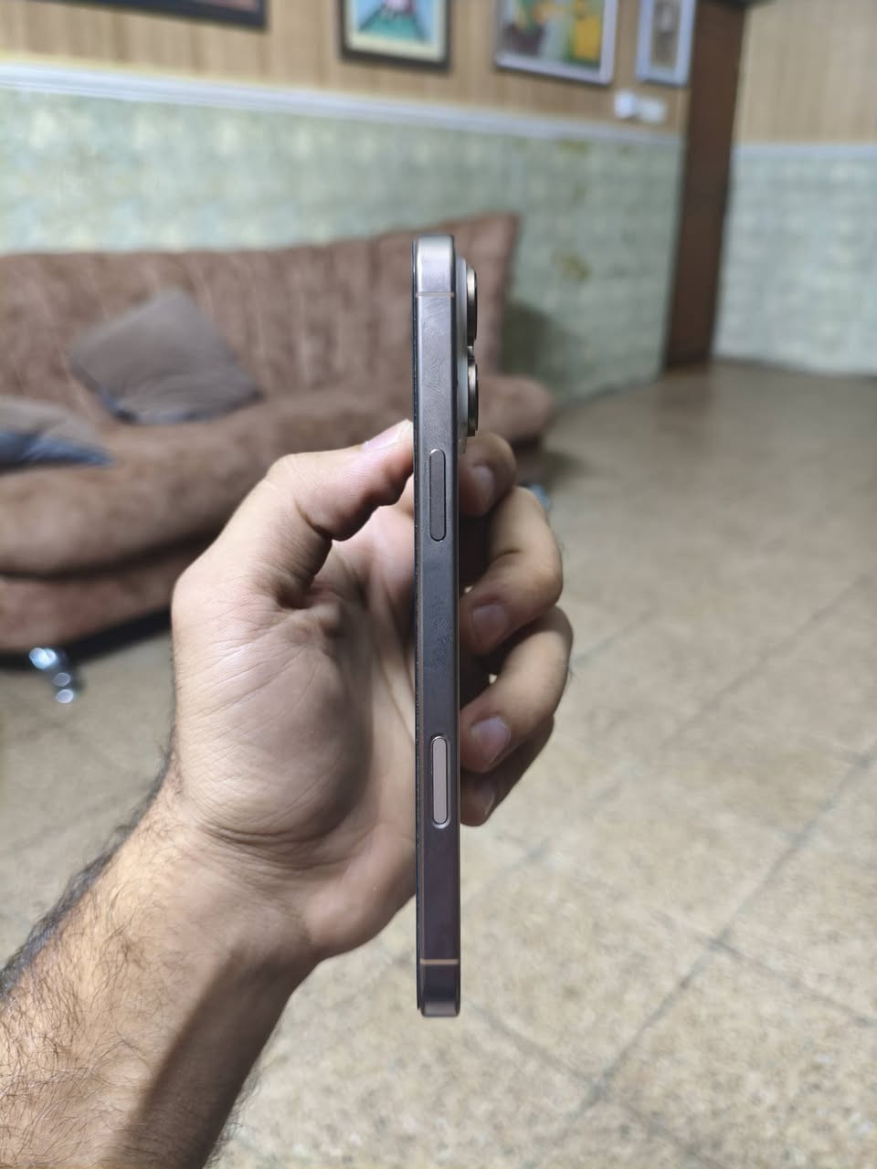 iphone 16 pro max
بطاريه 96 جهاز نضيف شاصي مابيه طخه بس الضهر مكسور ذاكره 256 تك شريحه شرق اوسط بدون كارتونه وياه هديه كفرات رقمي ***********
سعره .مليون 300 الف بيه مجال بسيط
