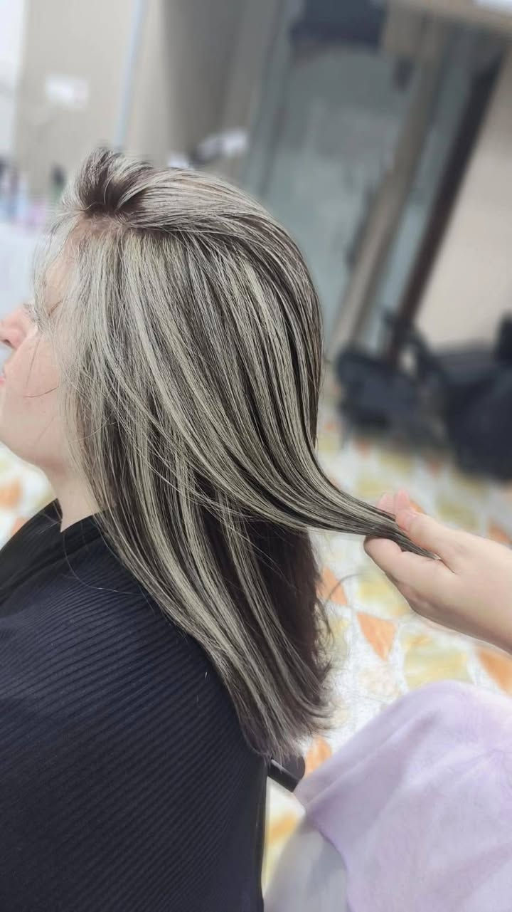 حبايب ع حسب طلبڪم مددت العروض ليوم الجمعة و تدللون❤
صالون ڪوافيرة جنى 🤍
العنوان.. 
بابل _المسيب_حي المعلمين الاولى _فرع مطعم المعموري *
للحجز خاص او الاتصال على الرقم واتساب ***********
