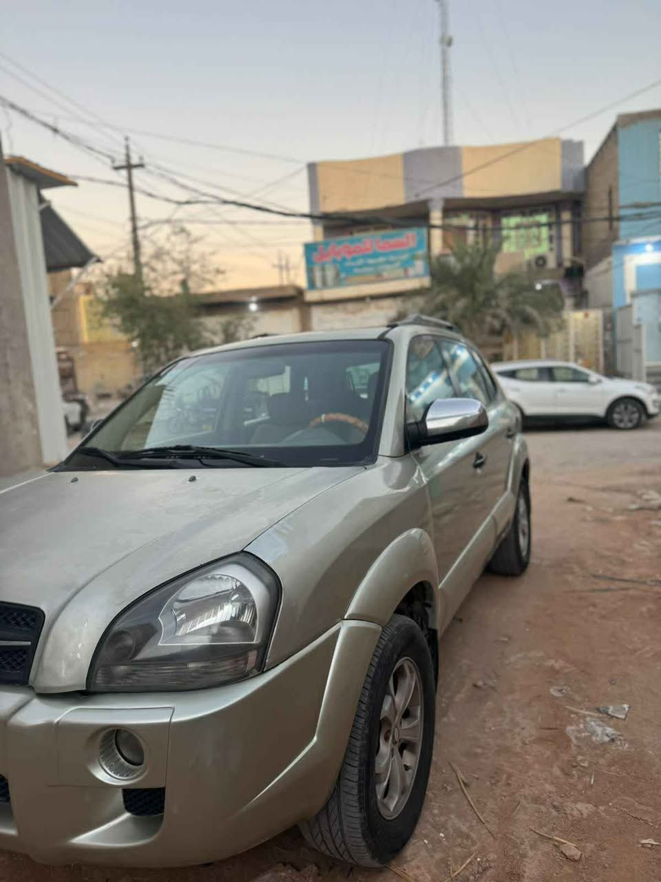 توسان ٢٠٠٩ رقم بغداد الجديد مكفولة 
السعر ١١٥ 
رقم الموبايل ***********
مكان السيارة النجف ناحية العباسية Singapore
