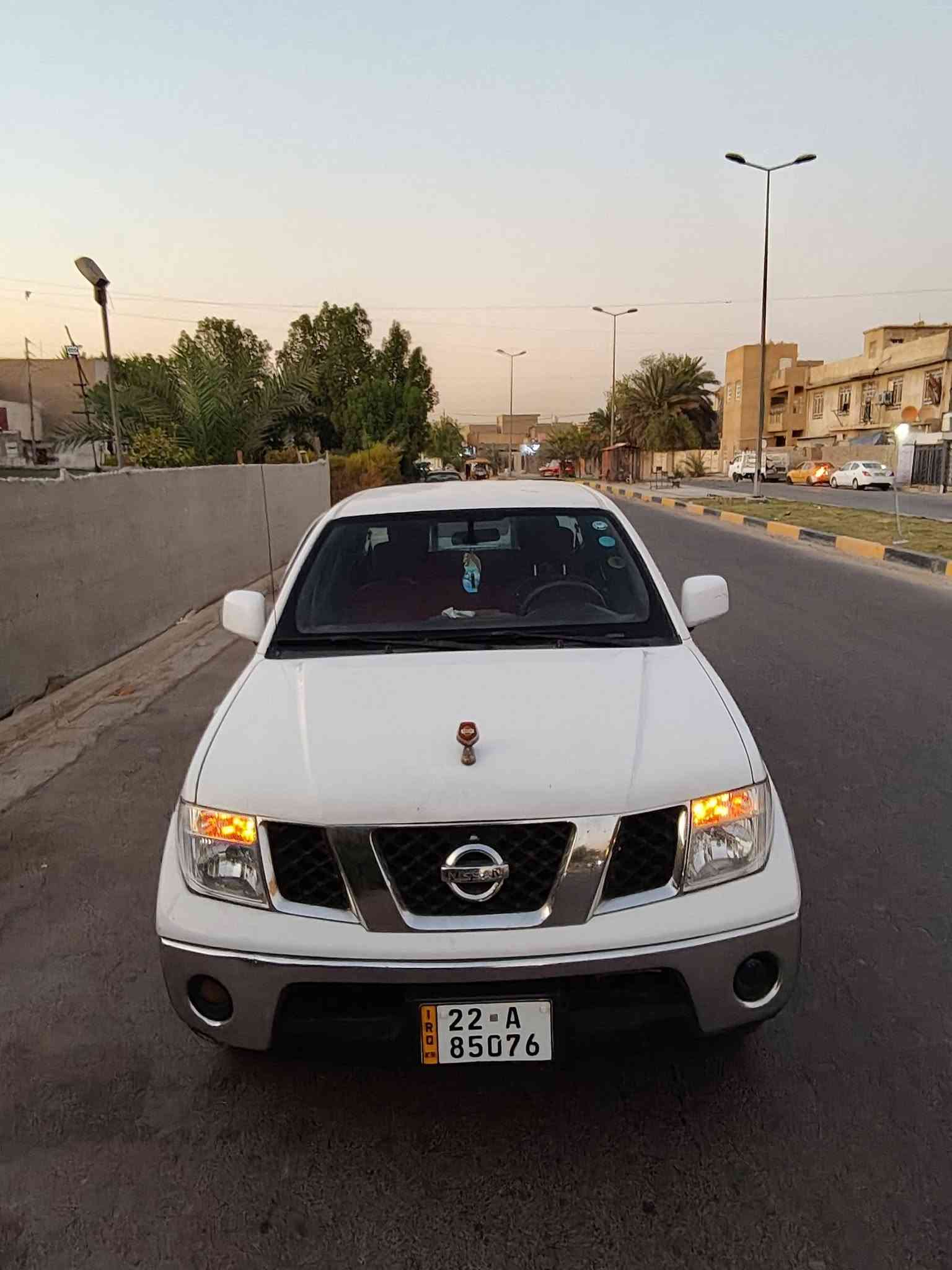 نيسان نافاره 2009 كير عادي 
سياره نضيفه محرك جديد  صدر جديد 
تبريد ثلج رقم اربيل  رقم صاحب السياره
***********
