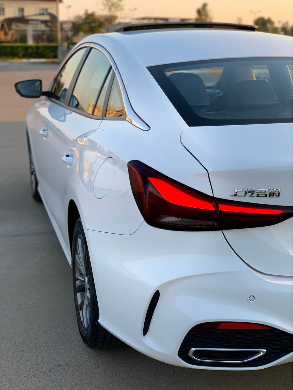 Mg gt 2025 full
مەکینە ١.٥ بێ تۆربۆ گێر تۆماتیک،سلایت ئاوێنە شەفت ٥ کامیرە لایت زینۆن ناو جلد فول مواسەفات
بێ سبوخ بێ لێدران تەنها دەرگای سایق و چەمەلخی پێشەوەی لای سایق بە بیلاد گۆرایە. ١٩ هەزار رۆیشتیە.
نرخ  114$
***********         بەس ڤایبەر. أربيل, العراق
