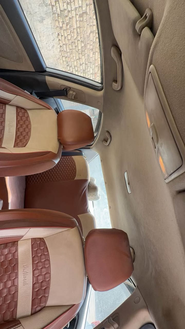 السلام عليكم للبيع هونداي اكسنت 2015 
 مكينه 1600. رقم بغداد انكليزي بأسمي 
سياره جاهزه مال بيت. ونظيف. بيها بارد وصبغ قليل 
 مكان السياره في كربلاء حي العباس 
سعرها :90 وبيها مجال حگ الجيه 
للتواصل : ‭***********‬
