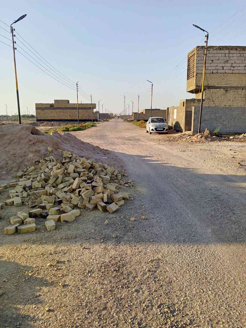 يالله سلام عليكم عرصه طابو زراعي سند 25 للبيع بالمجمع الامير السكاني قريب على مجمع الشاميه السكني مساحه 100 م واجه 5 ونزال 20م مدفون وجاهزه للبناء للأستفسار اكثر *********** حيدر  الشيباني
