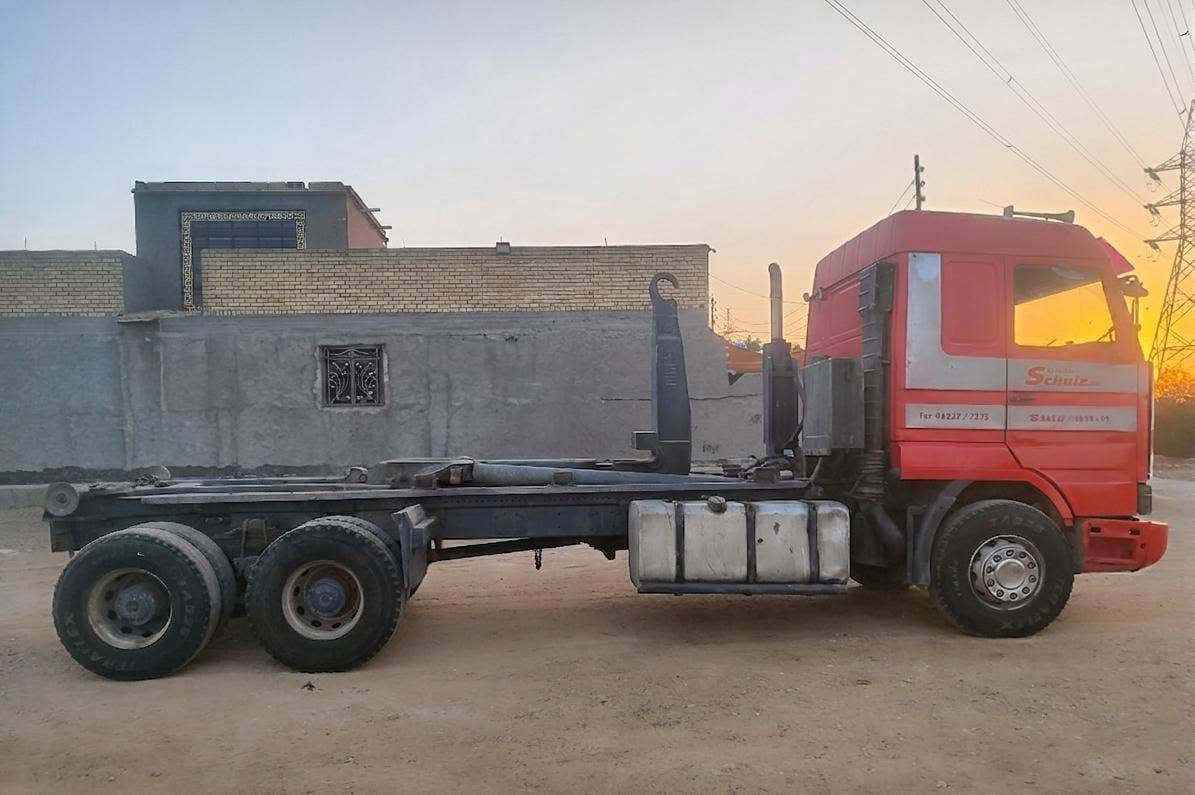 سكانيا للبيع 113 بطه مديل93 مكينه ثمانيه وثمانين كرين رافعت حاويات كير 3×3 مجموعه مان نص جيف الرقم نجف نكليزي بسمي شغاله بمكبس الكراده.  ***********
