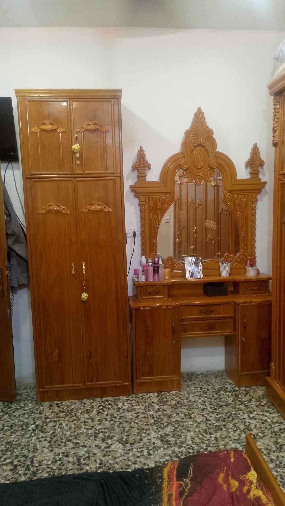 غراض للبيع مستعجل على بيعتهن اريد اشيل

نص مكتوب في الصور:
- ٢٠٢٦/٠٩/١٤ ٣٠:٣٧
- ٢٠:٢٧ ٢٠٢٦/٠٩/١٤
