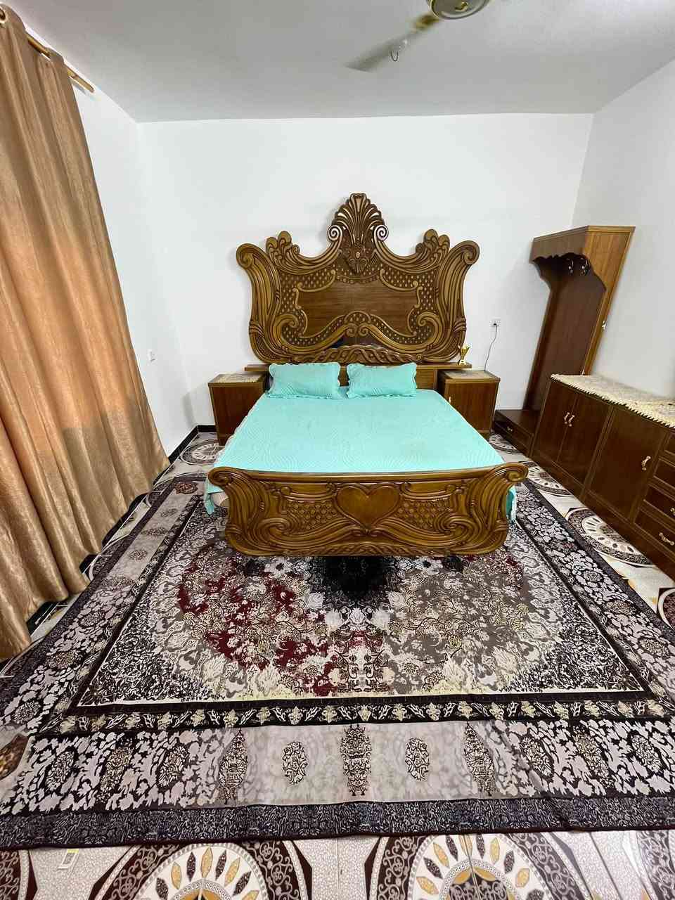 غرفه زان عراقي +معرض صاج ثقيل
معرض +٤ قطع غرفه +٧ قطع بيع معرض الغرفة سوه بسعر ٨٠٠ إذا غرفه واحدها ٦٠٠ المعرض ٣٠٠ 

نضيفه كلش شوف اله تاخذ 

***********
