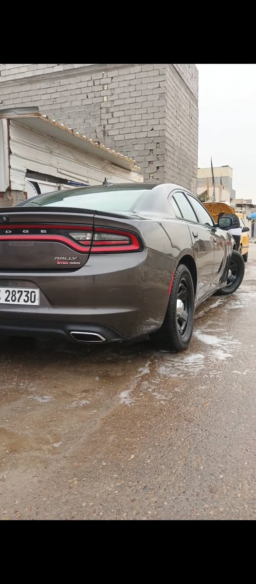 سلام عليكم 
جارجر البيع 
مديل 2015اصل 
سياره كلين بدون حادث 
باب سايق رمايد مبدله لباقي بارد باب خلفي 
كير بي عتا مكينه جديد حداديه جديد تخم تاير تبريد ثلج مكان مدينه الصدر الاستفسار ع واتساب هذا رقم اسعر خاص ‏‪***********‬‏
