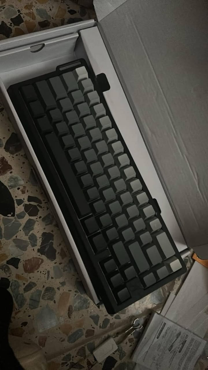 السلام عليكم كيبوردات وماوسات  للبيع
ماوسات
Attack shark r1 (جديد بدون بوكس ابيض (30الف
Ajazz aj 179(ابيض جديد(35الف
Ajazz aj 159 pro (25اسود مستعمل بدون دنكل (الف
هايبر اكس جديد اسود  (50الف)
Atk a9 pro max (ابيض جديد(55الف
الرقم:***********
