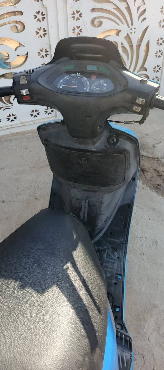 السلام عليكم دراجه حاويه للبيع ما مفتوحه كهربائيات شغاله سلف هندو كل نقص ما بيها شلعه حلوه كفر اصلي سعر 550 وبيها مجال  رقم ‏‪***********‬‏
