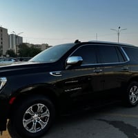 للبيع GMC Yukon SLE موديل 2023، سيارة نظيفة ومحافظة، ماشية 61 ألف كم ف...