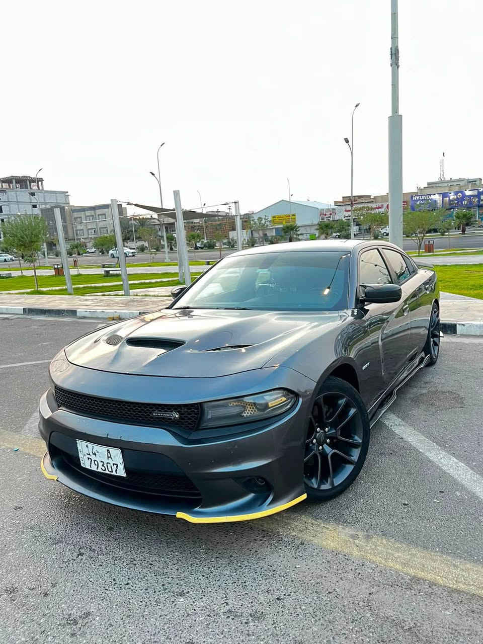 جارجر هيمي موديل 2016 اصل// رقم بصره السنويه لل2029/ محرك 5.7 /8سلندر سياره مبرمجه وجاهزة شفتات ستيرن /3 وضعيات قياده /كزوز رياضي + بوابات كزوز / كفالة كير ومحرك / التبريد ثلج / السياره ضربتها مدكر وبنيد جاهزة ع اخير نقصها فقط بوليش وحمام سعرها (167)وبي مجال للاستفسار ***********
