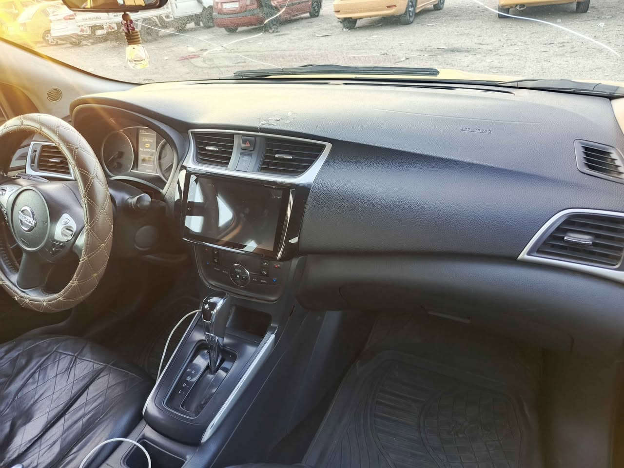 نيسان سنترا موديل ٢٠١٨ وارد امريكي محتاجه كير فقط السعر ٦٥ وبيه مجال بسيط المحرك نضيف تبريد ثلاجه الي يريد يتواصل ع هذا الرقم متسعجل ع بيعة
الموقع بغداد 
*********** بغداد, العراق
