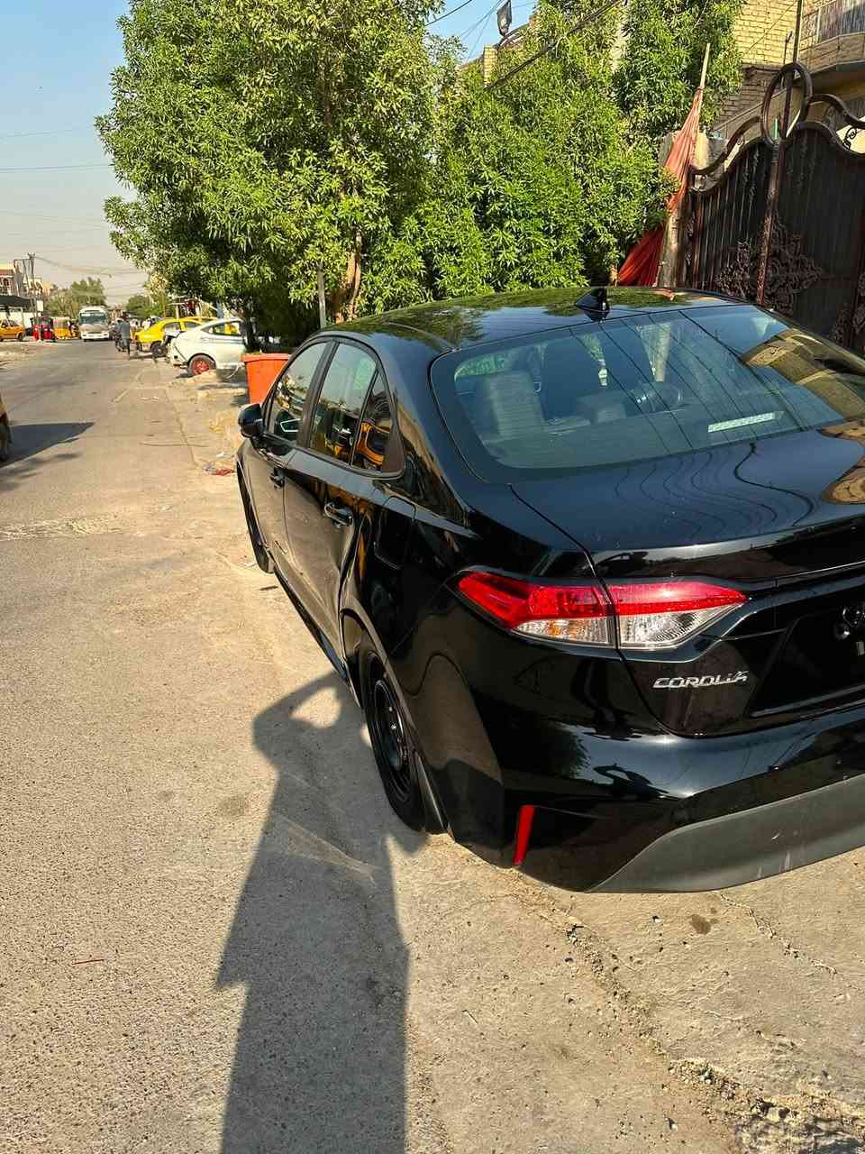 السلام عليكم سياره كورلا امريكي ماماشيه 5000كير مكينه تخم تاير جديد مديل 2025 رقم بغداد انكليزي داير وباب معدل بارد السعر 155وبيه مجال مكاني بغداد الامين الثانيه الرقم ***********
