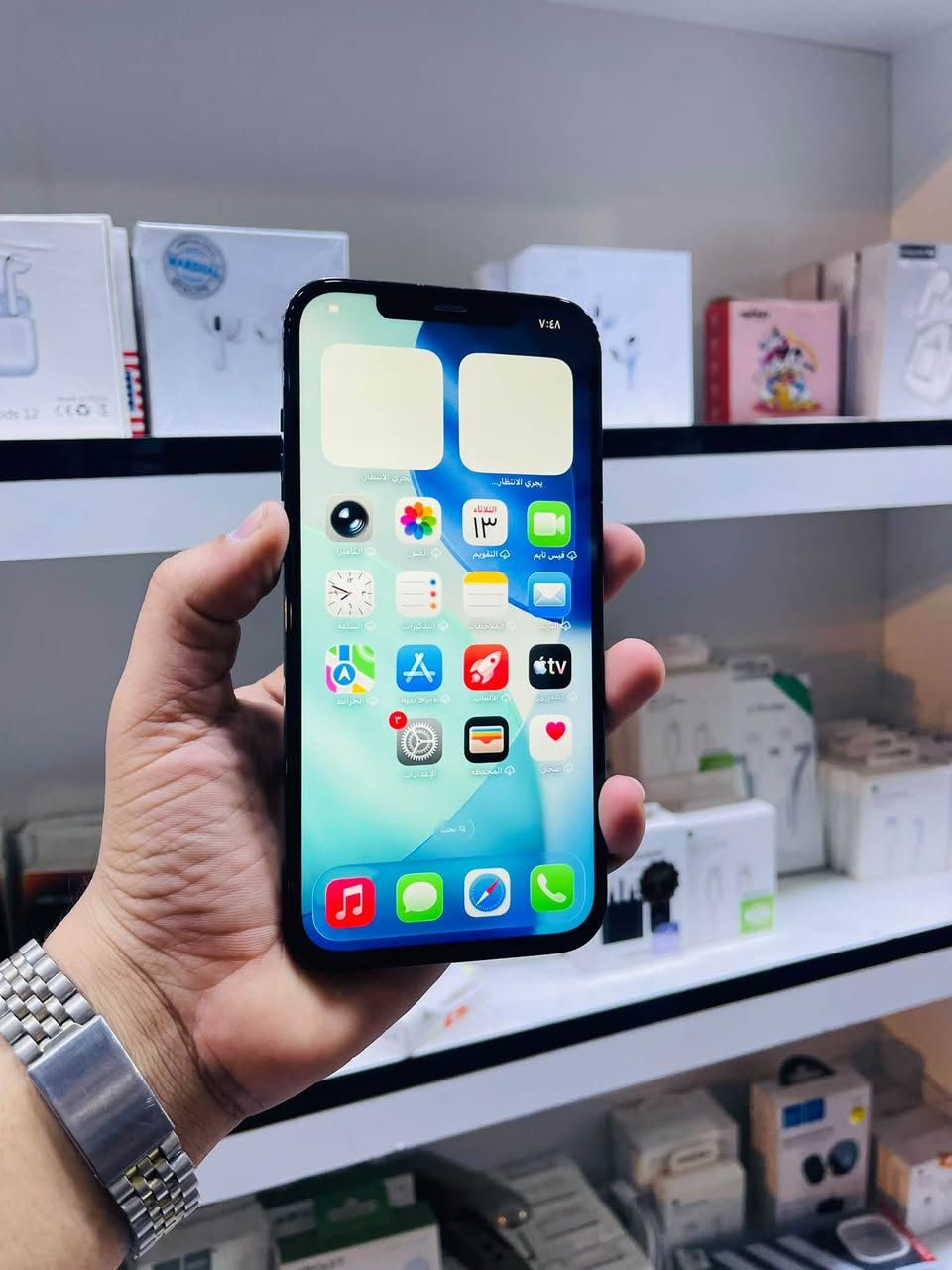 آيفون ١٢ برو ماكس • ٢٥٦ • بطارية ١٠٠٪