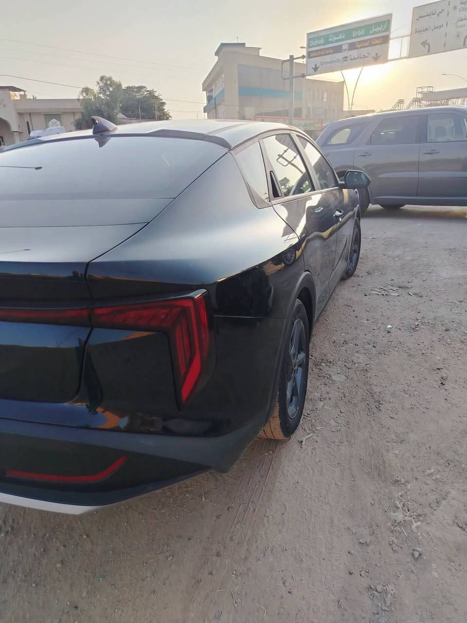 السلام عليكم للبيع او المراوس
كي فور 2025 K4  

محرك 2000 دوش 

ماشيه20 ميل 

بصمة 

بصمة ابواب 

تشغيل عن بعد 

جنطه فتح تلقائي عند الاقتراب 

شاشه حجم كبير متصله

رادرات 

لد امامي خلفي 

منافذ شحن خلفية 

مودات قيادة متعدده 

نقطه عمياء جانبيه 

عدسات زنون عدد 3

سايد بريك اوتو 

اوتو هولد 

فول تحكم ستيرن 

فول قياده ذاتيه 

مانع تصادم

كامره خلفيه دقه hd

بدون دواخل 

جاملغ مبدأ ال امامي

عنوان : موصل

سعر 165 وبيها مجال 

للاستفسار: 
***********

***********
