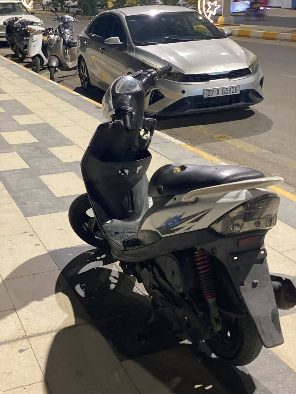 السلام عليكم دراجه ماكس عدله للبيع مفتوحه ولفات فقط دراجه نضيفه سعر 600 وبيها مجال مكلن ناصريه مركز موجود خاص ***********
