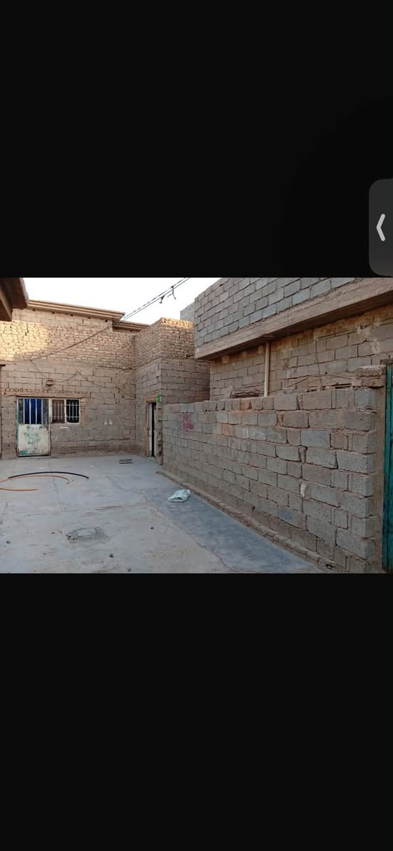 بيت للبيع طابو صرف تحويل مباشر شارع15 نزال30 وجه 10  المساحه 319
يتكون البيت من مشتمل خارجي غرفه وصاله ومطبخ وصحيات جاهز للسكن ملبوخ جص اسمر وطرمه واسعه ودوانيه مساحتها9×4  صاله واسعه وغرف عدد 2  
وبالطابق الثاني غرف عدد 2وصاله  وحمامات مكامل.
 ومنور/ترك حول المنزل عرض متر

البيت عنوانه جبيل خلف مركز التحدي
السعر90وبي مجال  
للتواصل. ***********
***********
